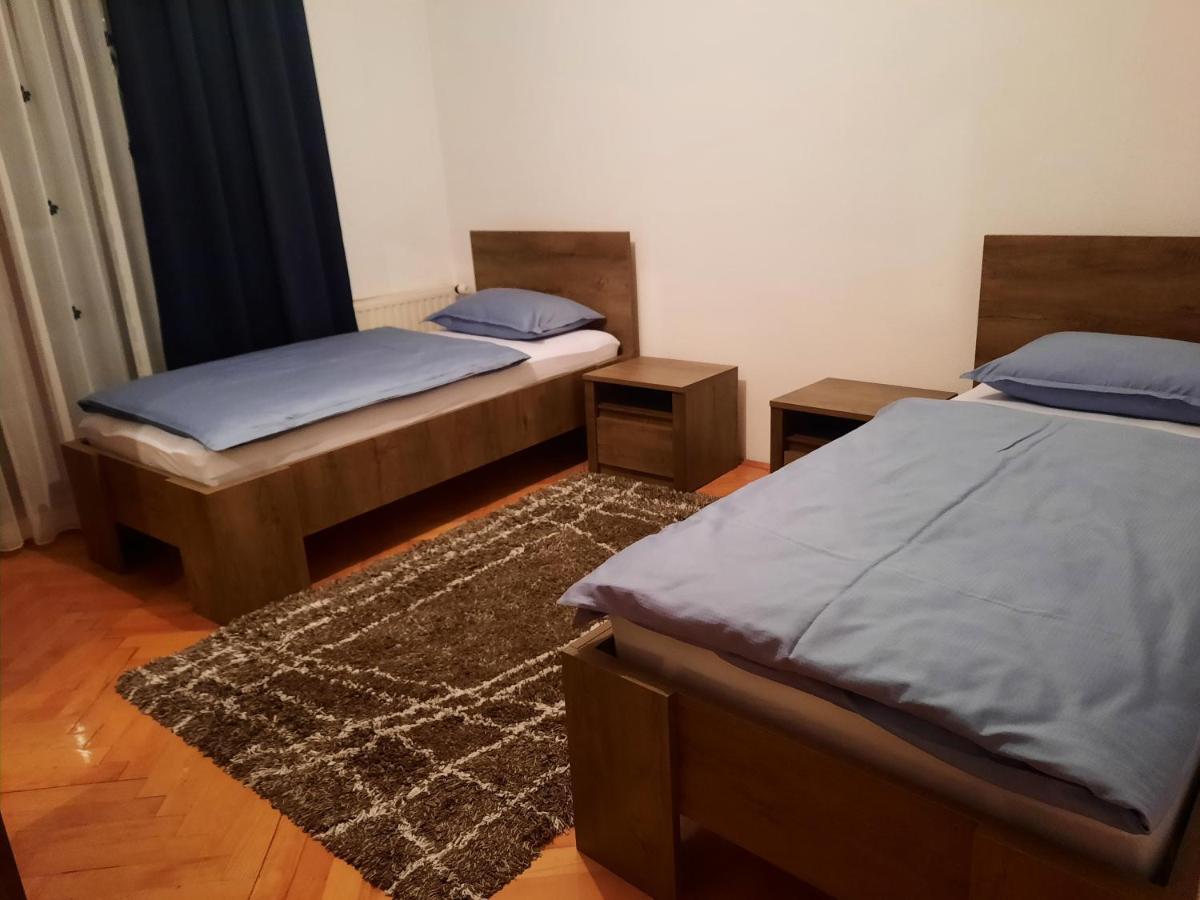 Apartment Pero Ливно Экстерьер фото